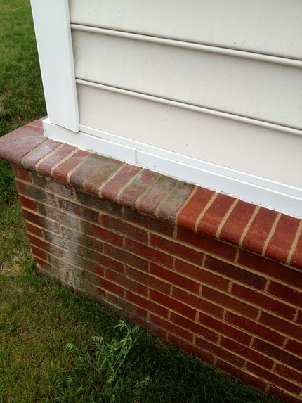 Marc’s on the Glass power washing brick apartments with mold, mildew, algae, fungus, moss in Chesterfield, VA