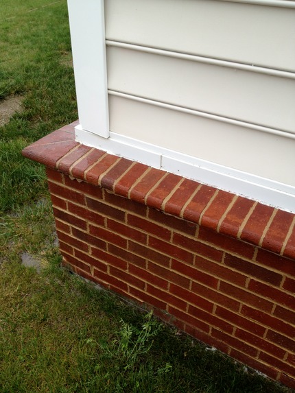 Marc’s on the Glass power washing brick apartments with mold, mildew, algae, fungus, moss in Chesterfield, VA