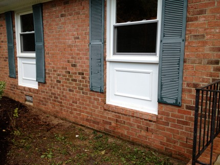 Marc’s on the Glass power pressure wash restore brick siding foundation of house in richmond va